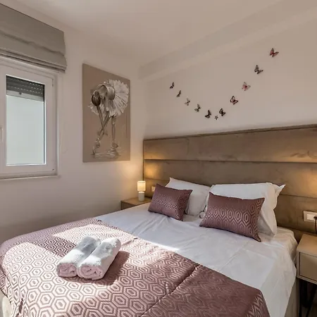 Appartement Scenic Kastel Luksic - Three Bedroom *