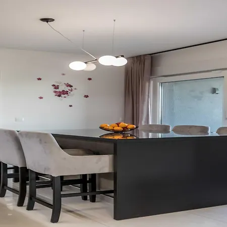 Appartement Scenic Kastel Luksic - Three Bedroom